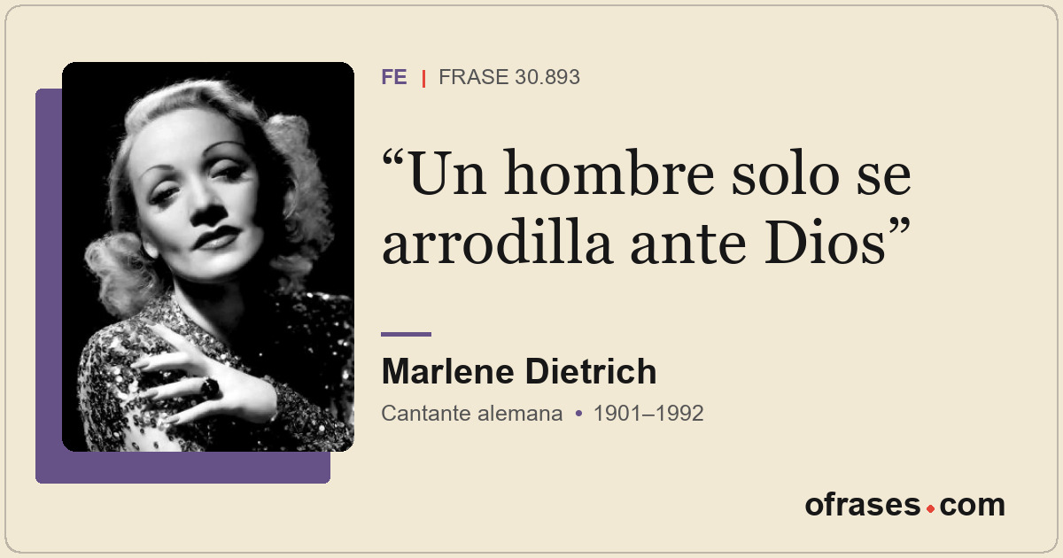 Un hombre solo se arrodilla ante Dios