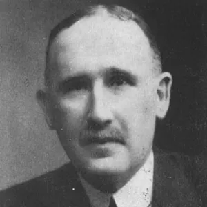 Carlos Arniches Barrera