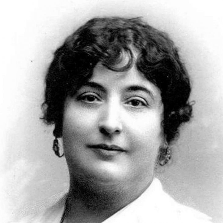 Foto de Carmen de Burgos
